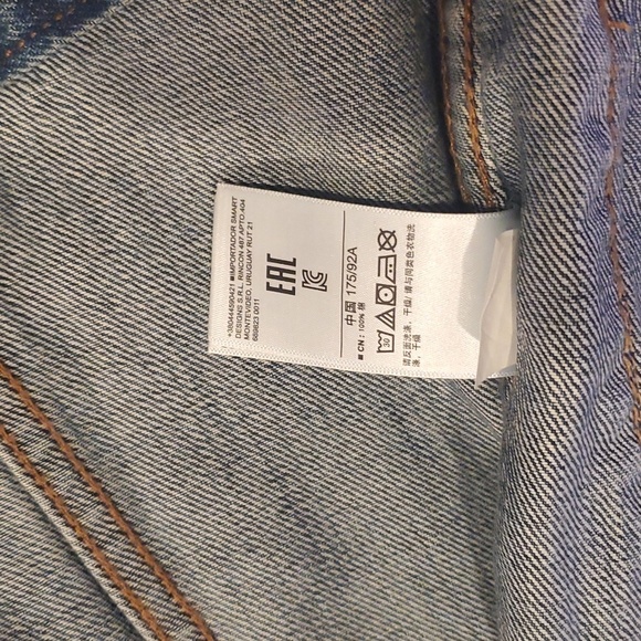 Gap Denim Jacket Size S (Bin) - Picture 6 of 8